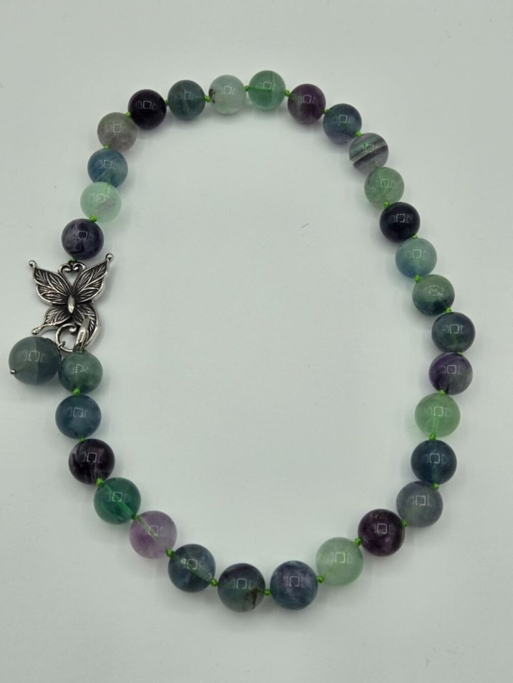 Rainbow Fluorite 14-16 mm Bead Necklace Semi-Precious Gemstone Butterfly Clasp - Picture 3 of 7
